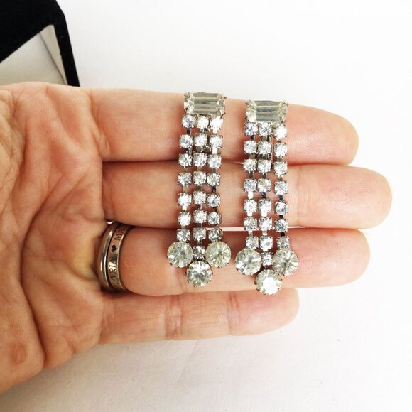 Long Clear Rhinestones Dangles Clip On Earrings Silver Tone Prom Fancy Jewelry - Picture 3 of 5
